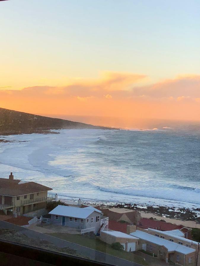 Captain Sunshine Guest House Groot-Jongensfontein Екстер'єр фото