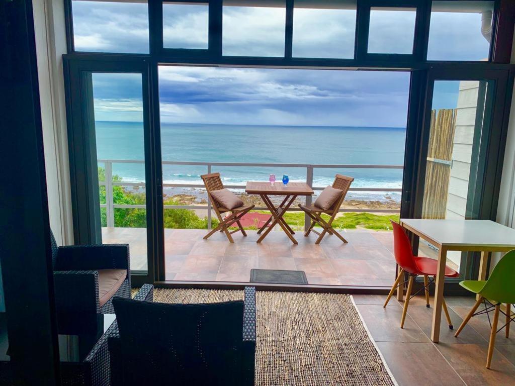 Captain Sunshine Guest House Groot-Jongensfontein Екстер'єр фото